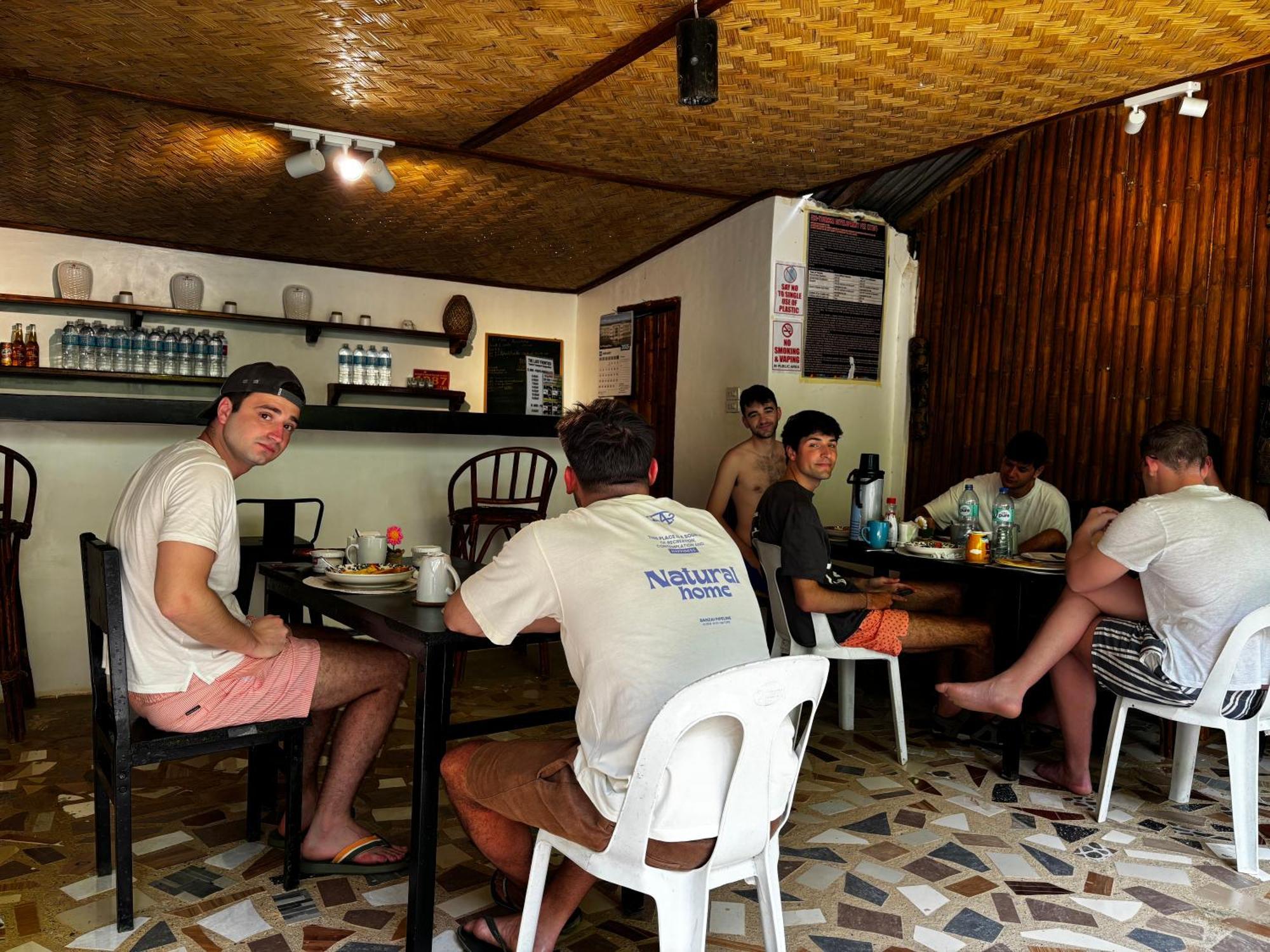 Paradiso Hostel El Nido Luaran gambar